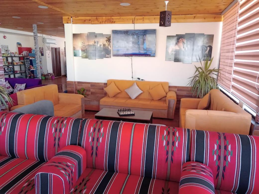 Petra Cabin Inn Hostel&Resturant Wadi Musa Eksteriør billede