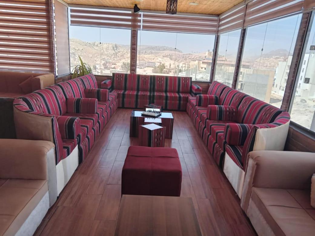 Petra Cabin Inn Hostel&Resturant Wadi Musa Eksteriør billede