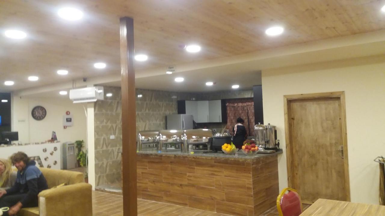 Petra Cabin Inn Hostel&Resturant Wadi Musa Eksteriør billede