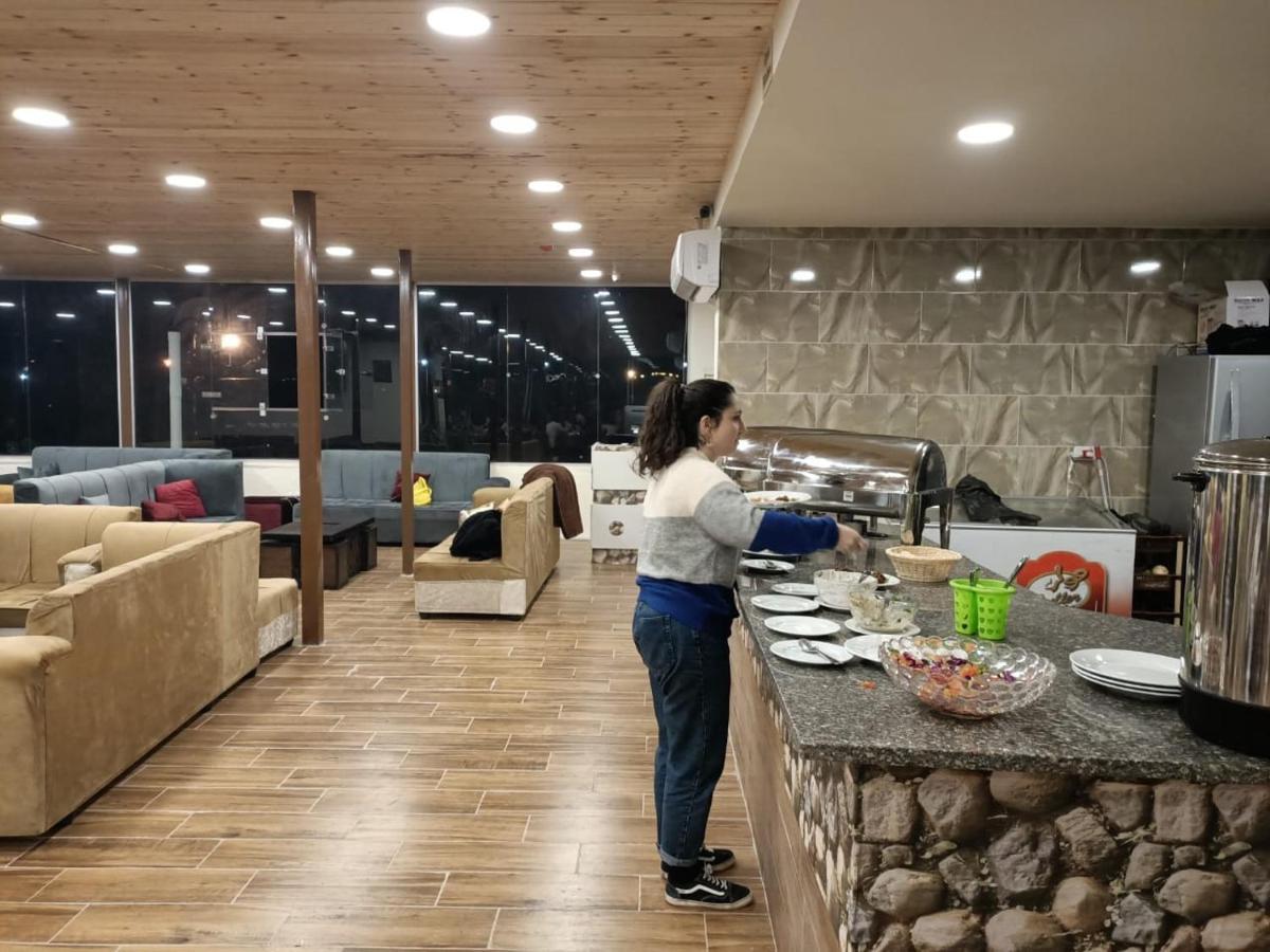 Petra Cabin Inn Hostel&Resturant Wadi Musa Eksteriør billede